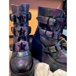 YRU Fan All Flames Dune Stargazer boots oil spill color double strap stars 8 NIB